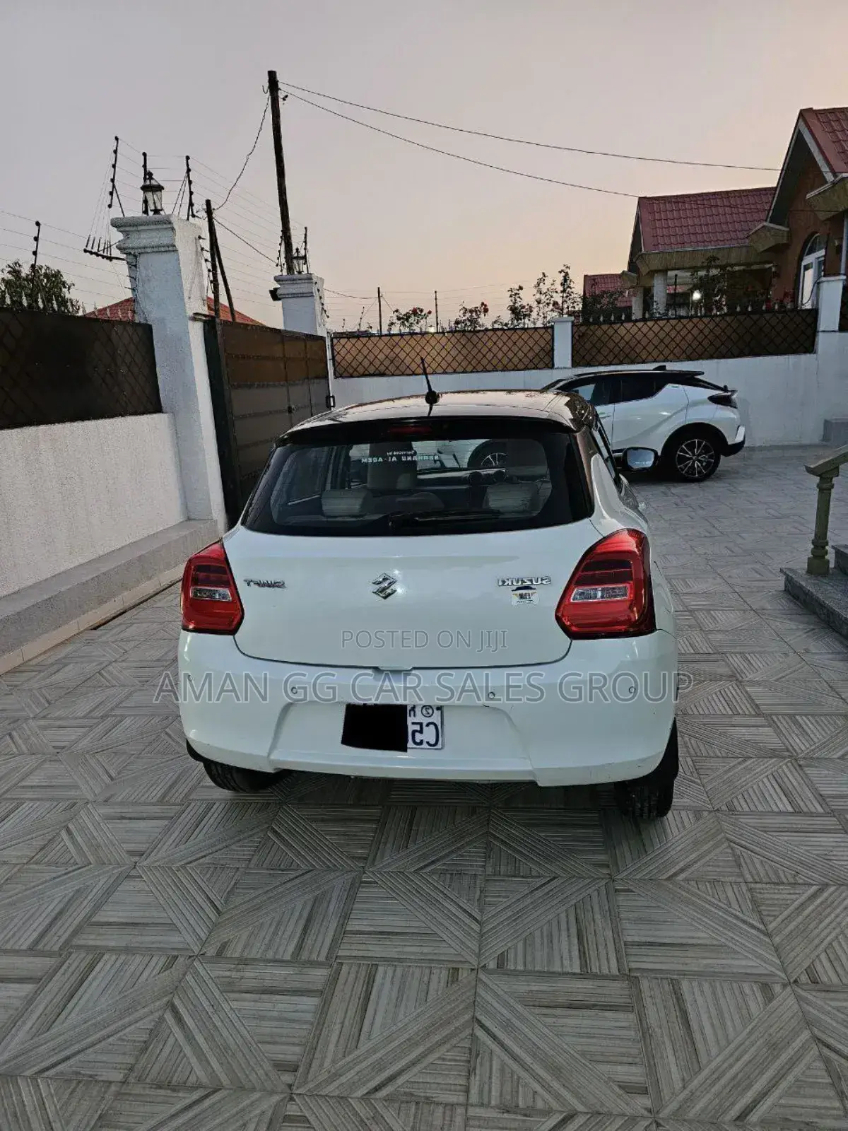 Suzuki Swift 2023 White