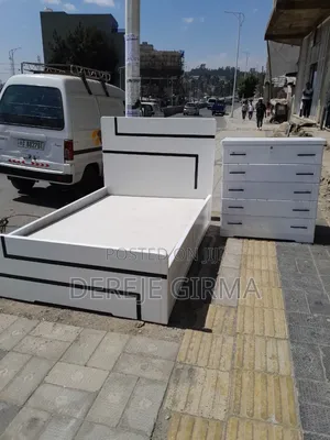 ሜትር ከ20 አልጋና ሸሚዝ ኮሞ