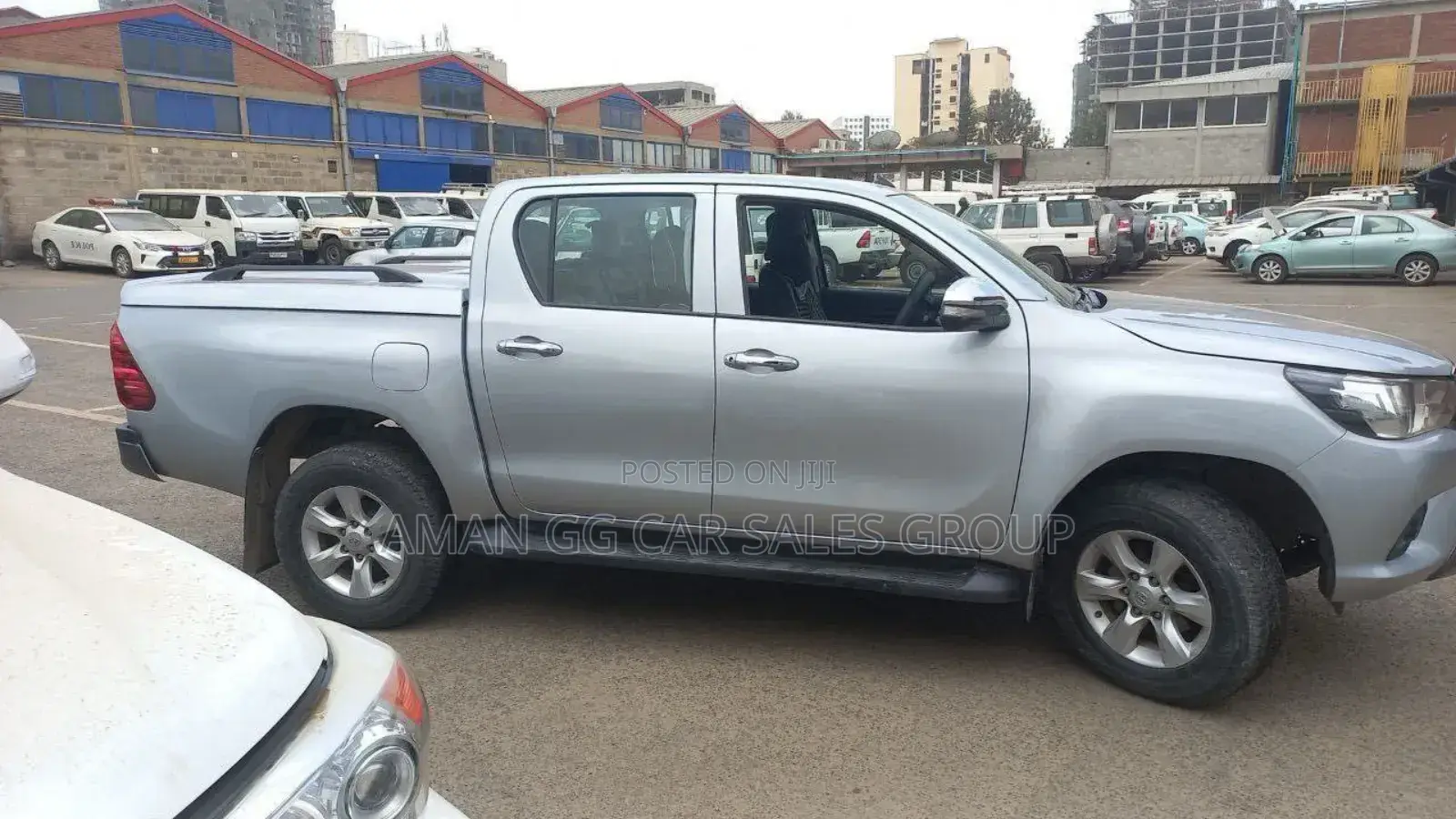 Toyota Hilux 2017 Gray