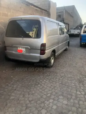 Toyota HiAce 2008 Silver