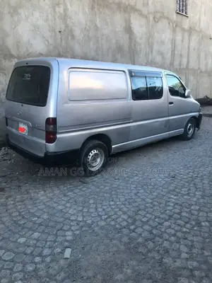 Toyota HiAce 2008 Silver