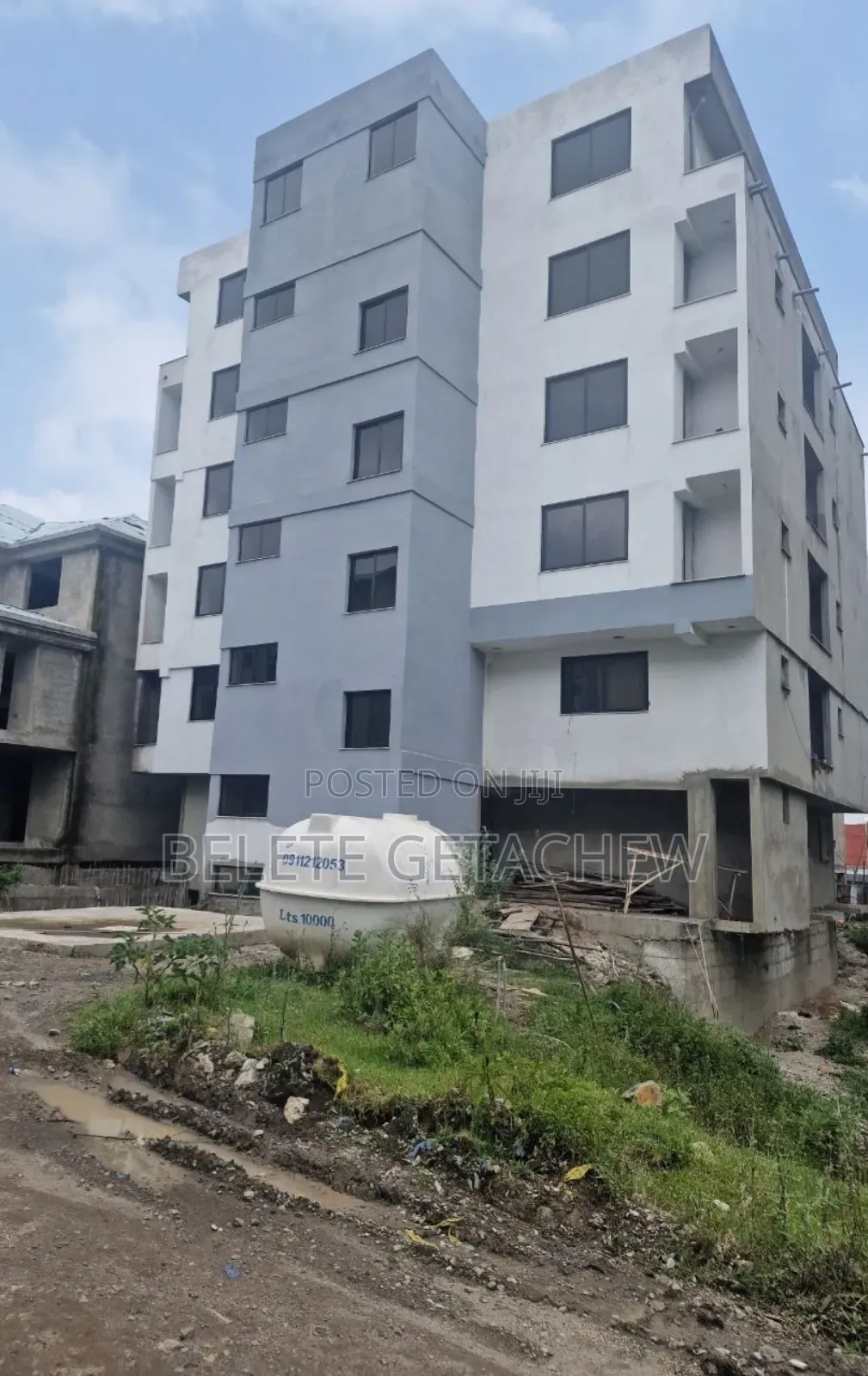 Ayat 49, B+G+5 Apartment Building for Sale 600sqm