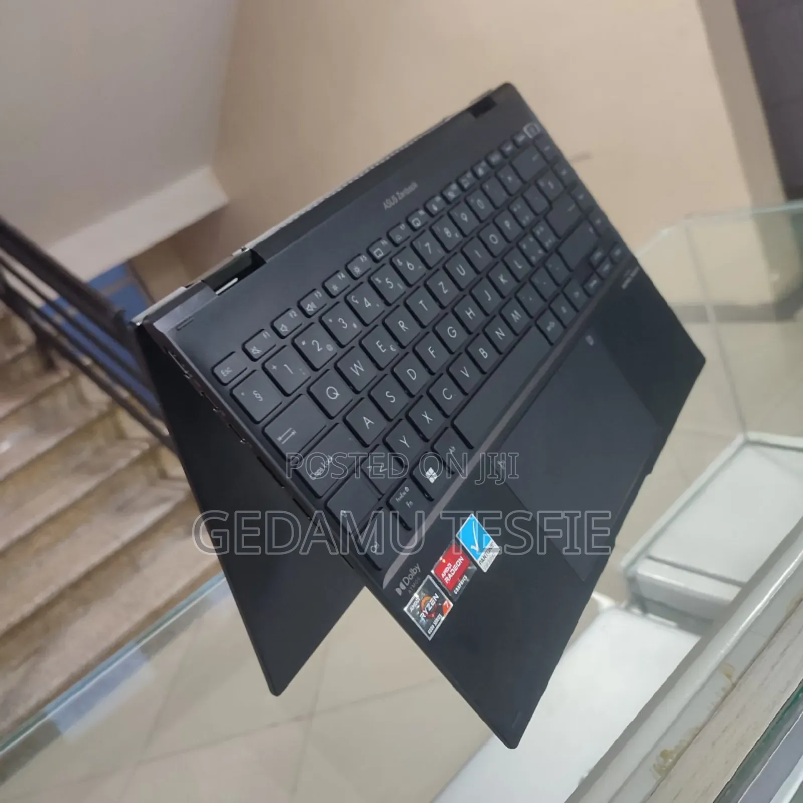 New Laptop Asus 16GB AMD Ryzen SSD 1T