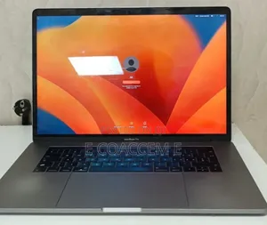 Photo - New Laptop Apple MacBook 16GB Intel Core I7 SSD 512GB