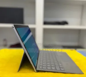 New Laptop Microsoft Surface Pro 7 8GB Intel Core I5 SSD 128GB