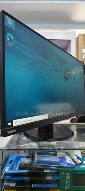 Lenovo Thinkvision 28" Inch Frameless Monitor