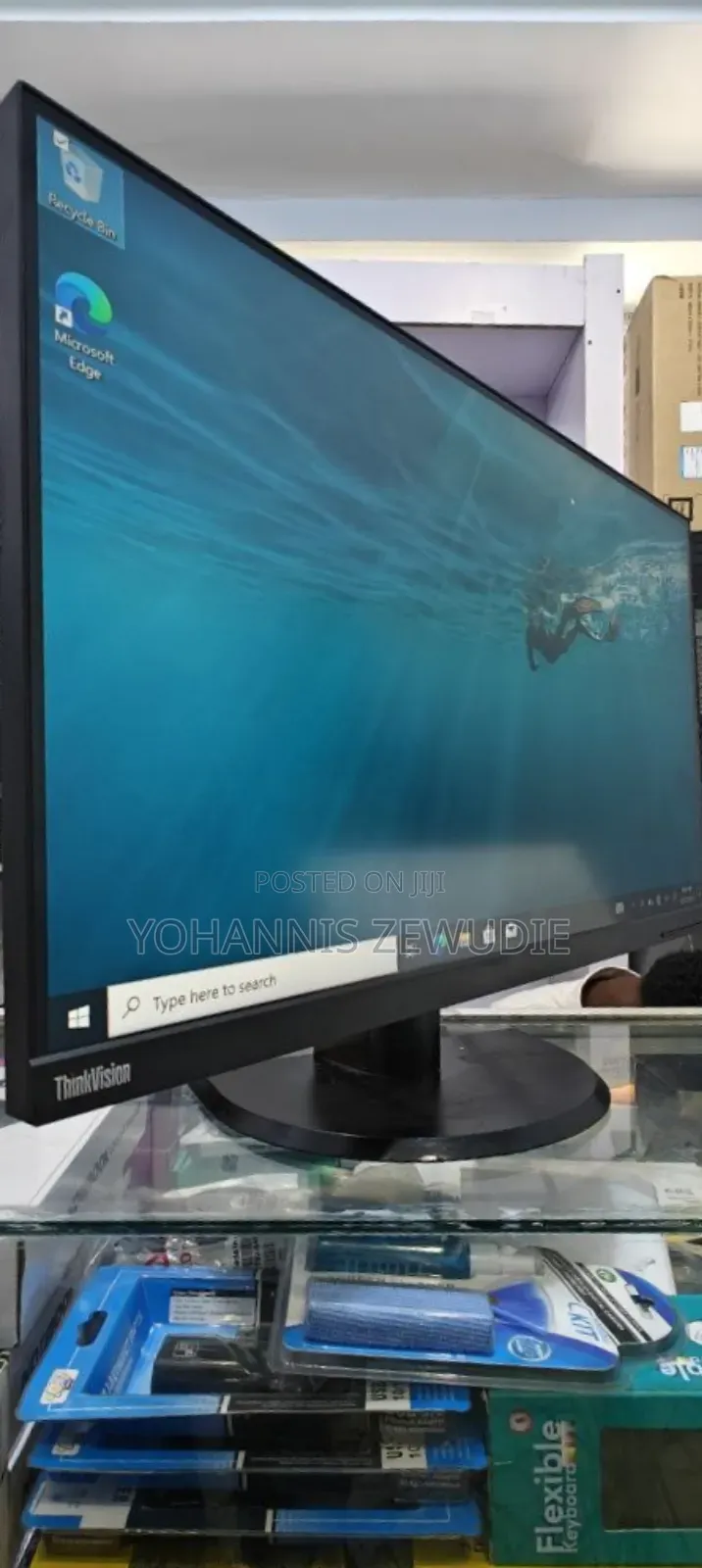 Lenovo Thinkvision 28" Inch Frameless Monitor