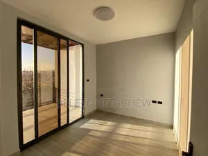 5bdrm House in Ayat, G+3 Luxury, Bole for sale