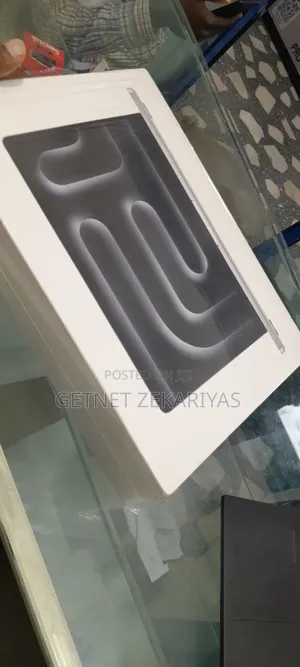 New Laptop Apple MacBook Pro 2023 M3 14-Inch 32GB Apple M3 SSD 512GB