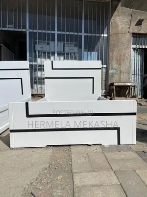 Photo - Beds and Frames