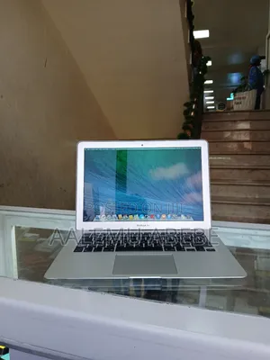 New Laptop Apple MacBook Air 2013 8GB Intel Core I7 SSD 512GB