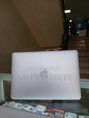 New Laptop Apple MacBook Air 2013 8GB Intel Core I7 SSD 512GB