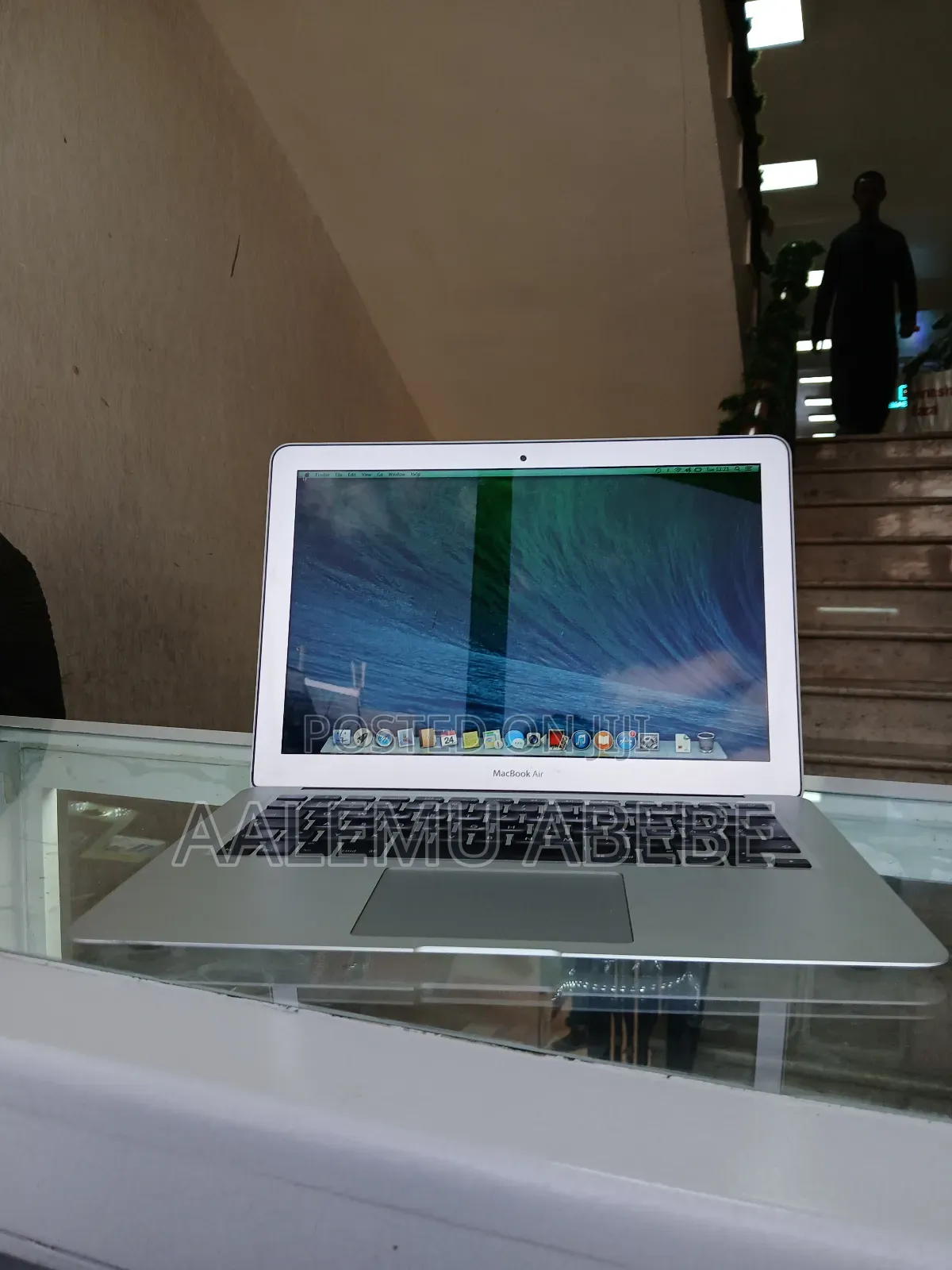 New Laptop Apple MacBook Air 2013 8GB Intel Core I7 SSD 512GB