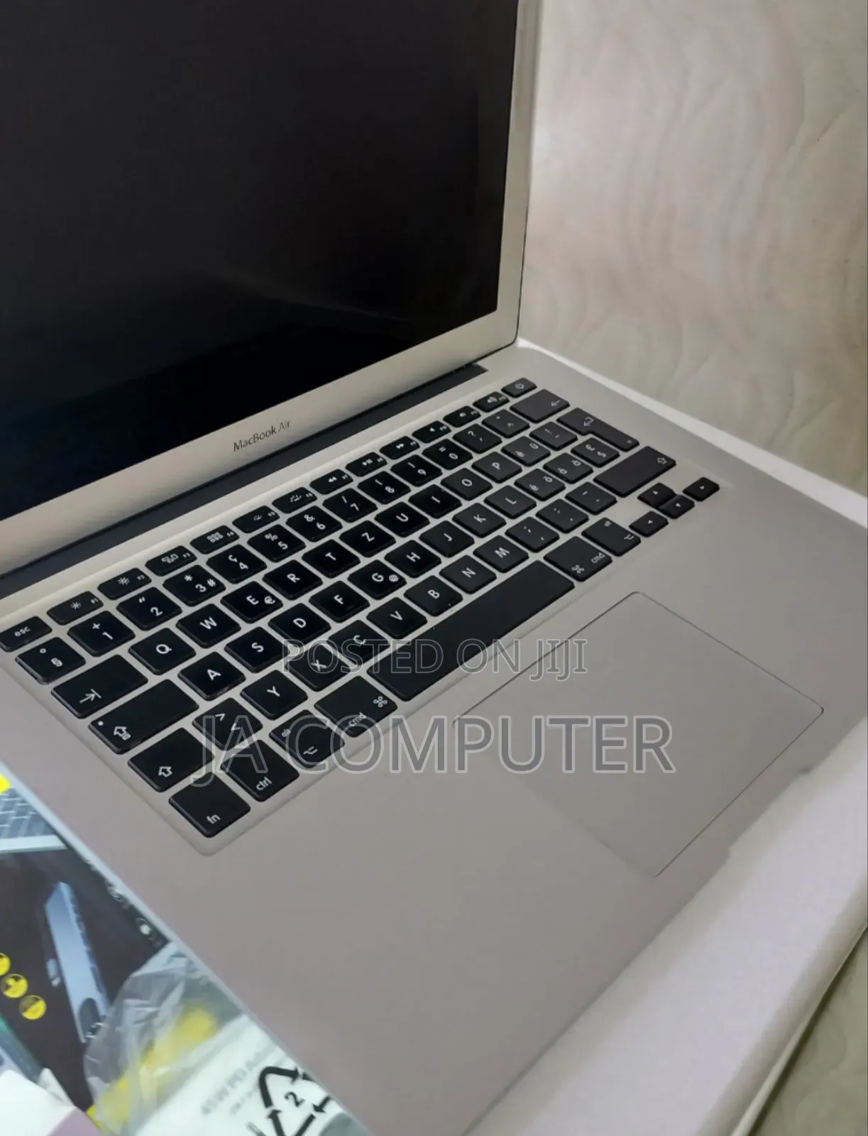 New Laptop Apple MacBook Pro 2013 8GB Intel Core I7 SSD 512GB