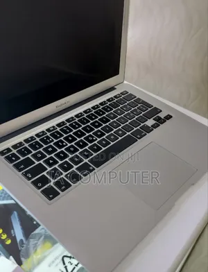 New Laptop Apple MacBook Pro 2013 8GB Intel Core I7 SSD 512GB