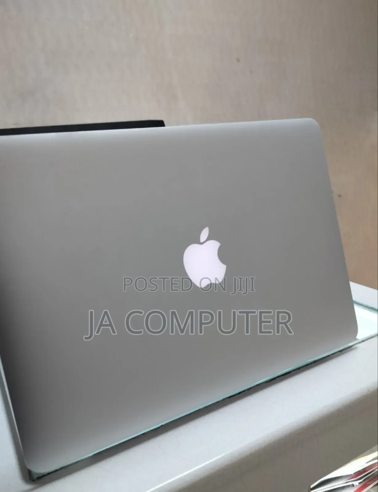New Laptop Apple MacBook Pro 2013 8GB Intel Core I7 SSD 512GB