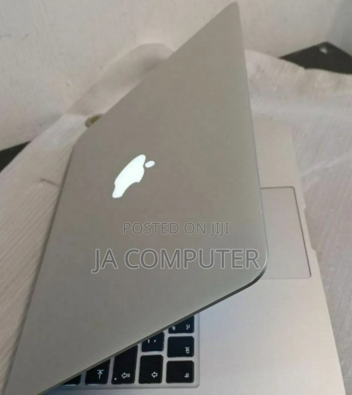 New Laptop Apple MacBook Pro 2013 8GB Intel Core I7 SSD 512GB