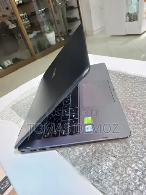 New Laptop Asus VivoBook Flip 14 TP412UA 8GB Intel Core I7 HDD 1T