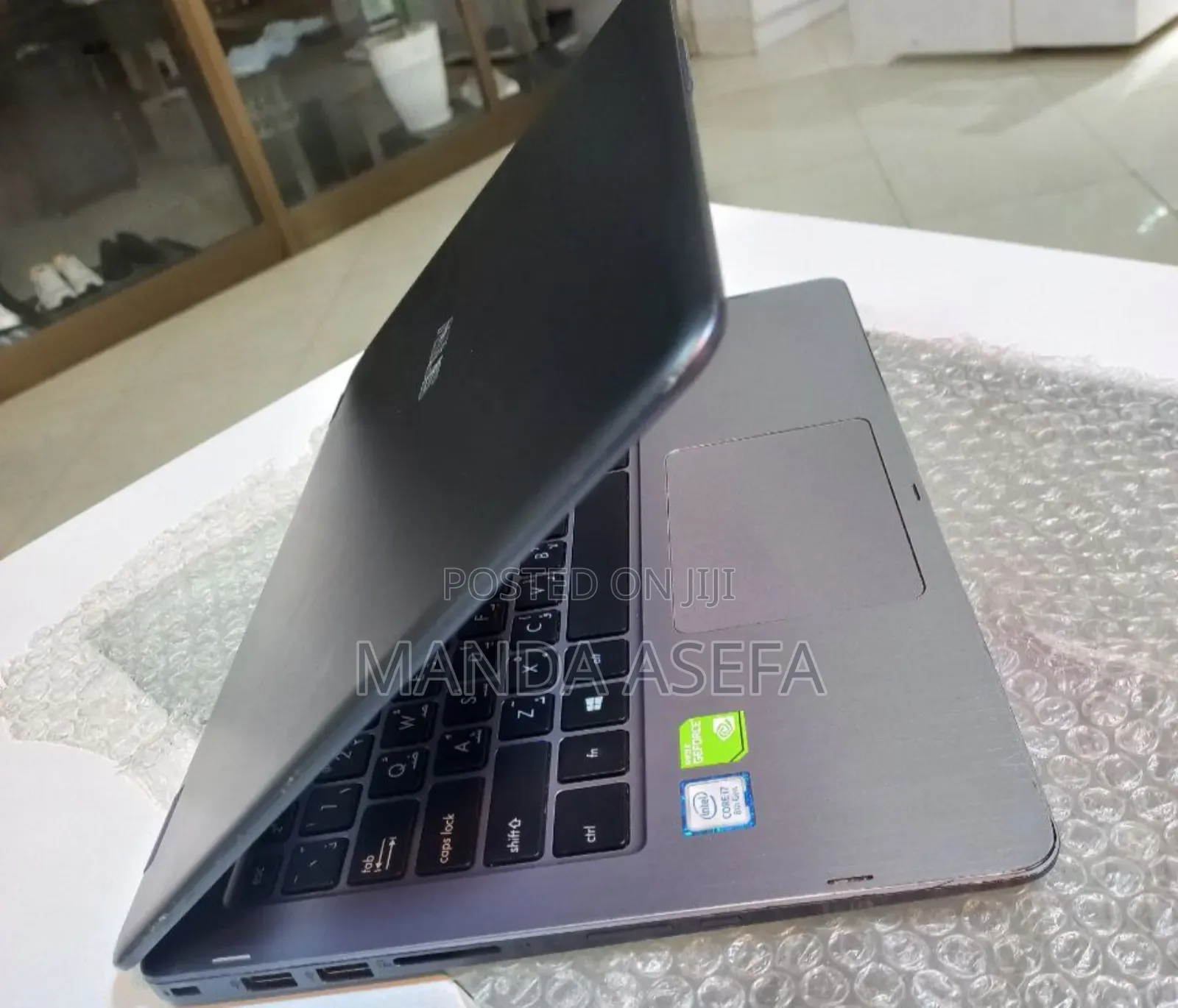 New Laptop Asus 8GB Intel Core I7 HDD 1T