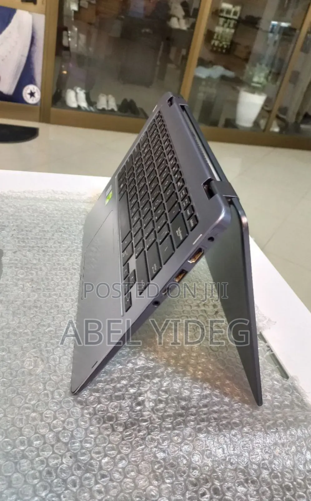 New Laptop Asus VivoBook Flip 14 TP412UA 8GB Intel Core I7 HDD 1T