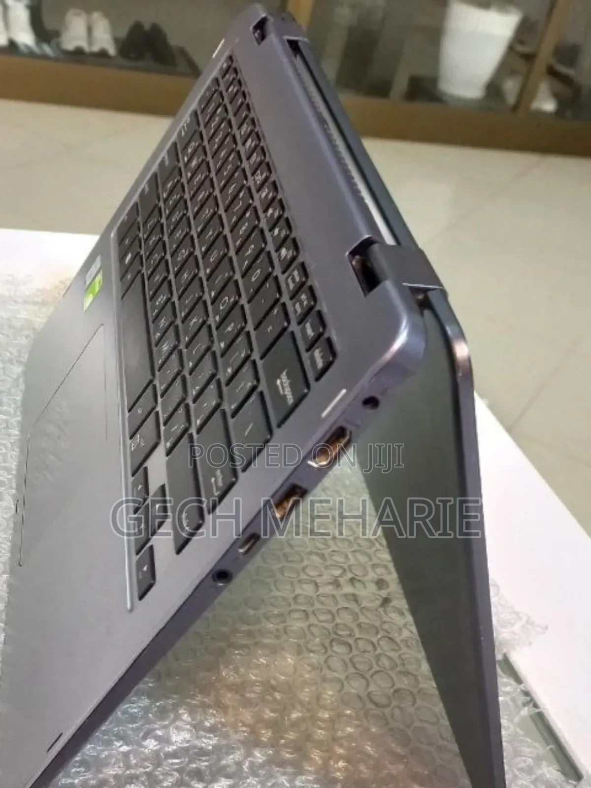 New Laptop Asus VivoBook Flip 14 TP401NA 8GB Intel Core I7 HDD 1T