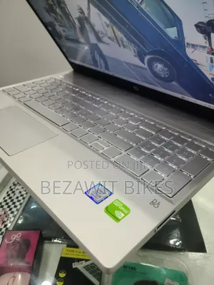 New Laptop HP Pavilion 15 8GB Intel Core I5 HDD+SSD 128GB