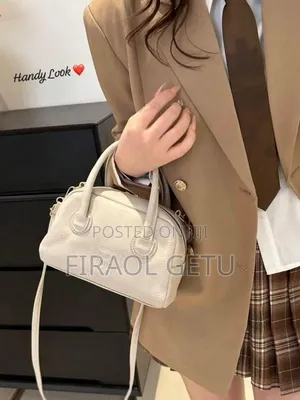 Photo - Very Beautiful Classy Leather Look Hand Bag With Sling Bag