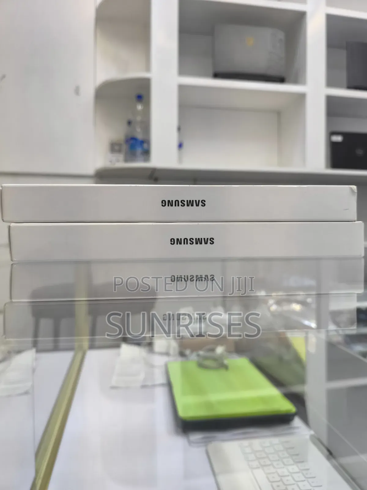 New Alba 10 128 GB Silver