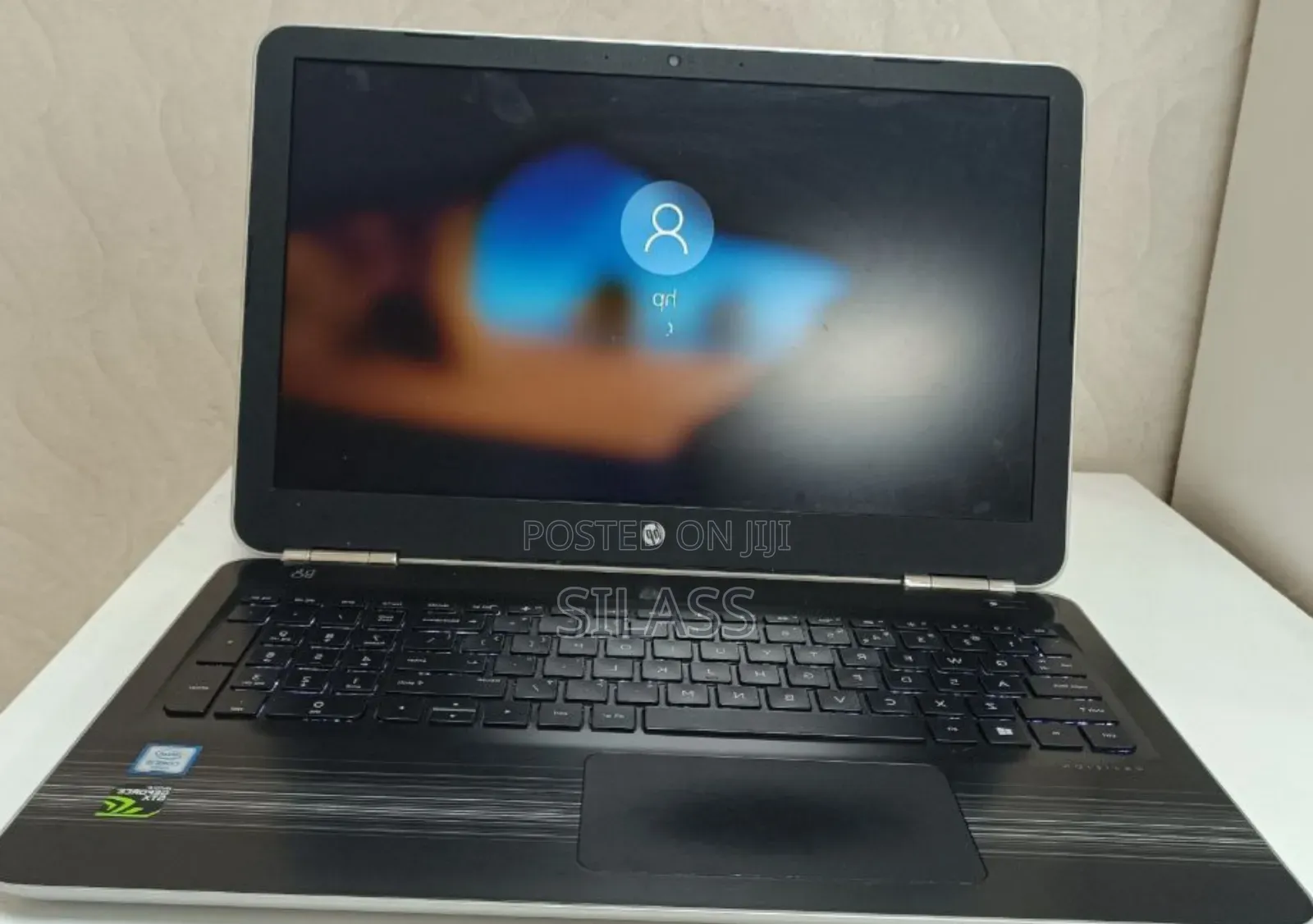 New Laptop HP Pavilion 10 8GB Intel Core I5 HDD 1T