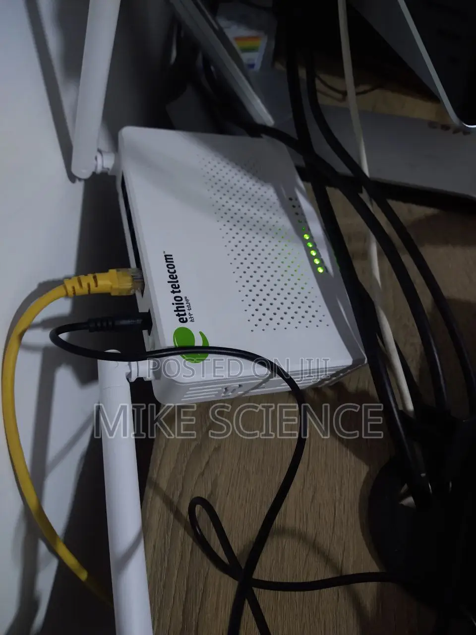 Usb 5v to 12v Dc Boost Converter for Router, Monitor Etc Usa