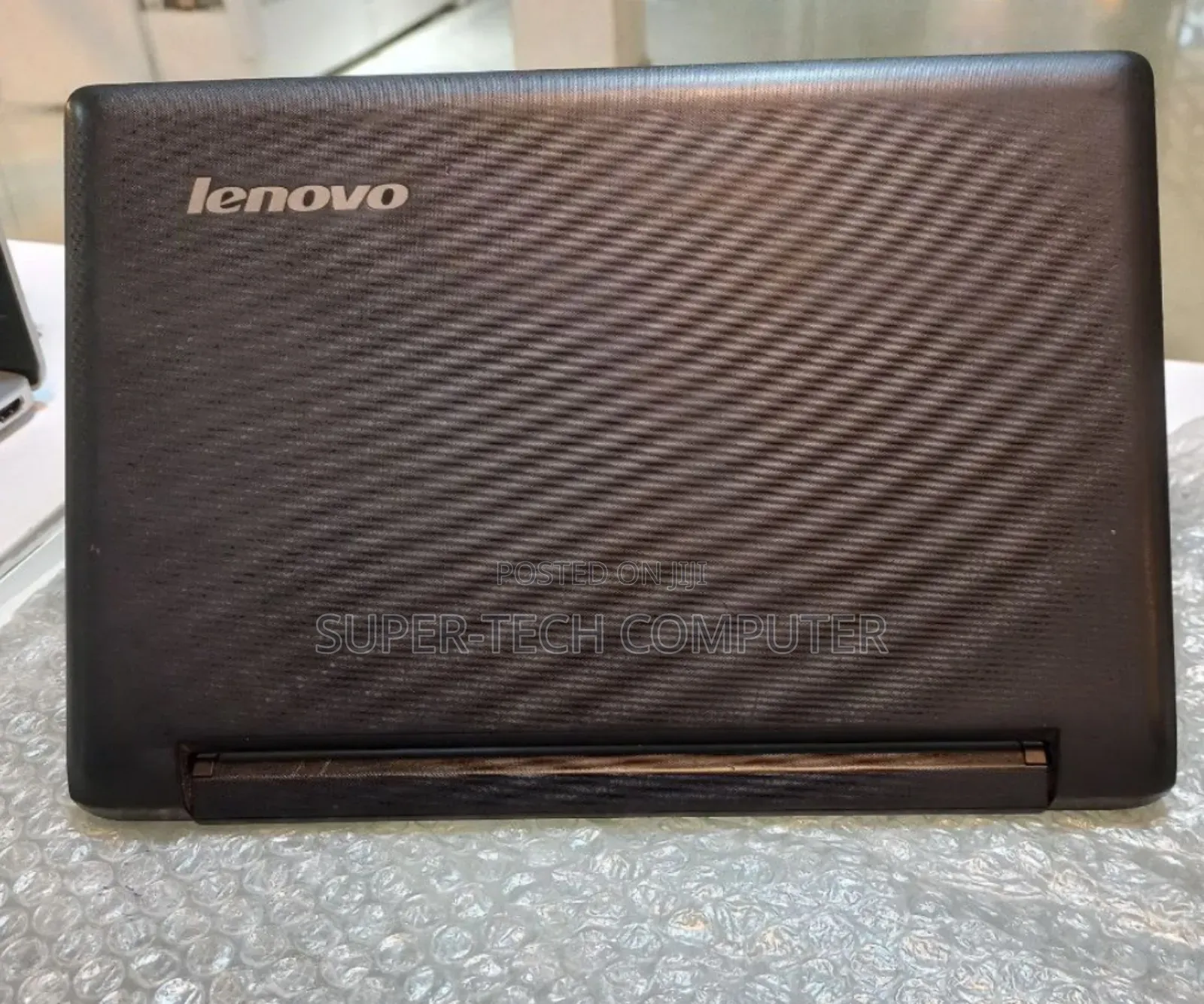 New Lenovo ideapad 16 GB Gray