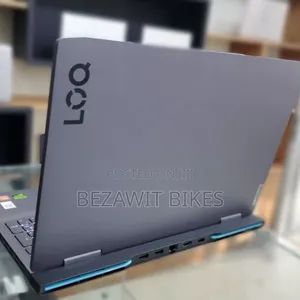 New Laptop Lenovo 16GB AMD Ryzen 7 SSD 512GB