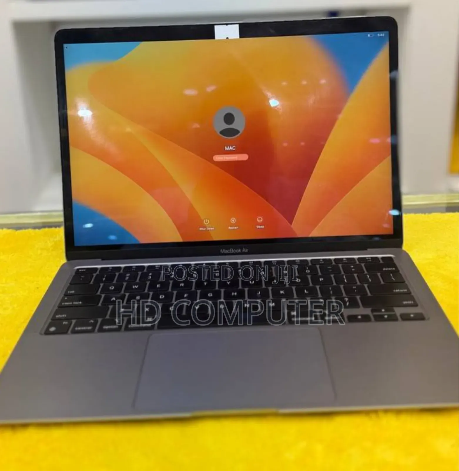 Laptop Apple MacBook Pro M1 8GB Apple M1 SSD 256GB