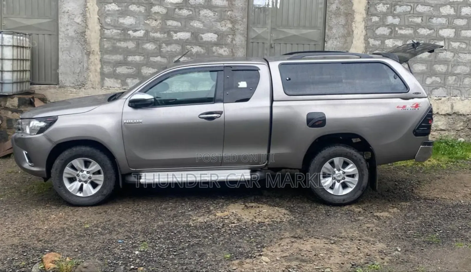 Toyota Hilux 2019 Silver