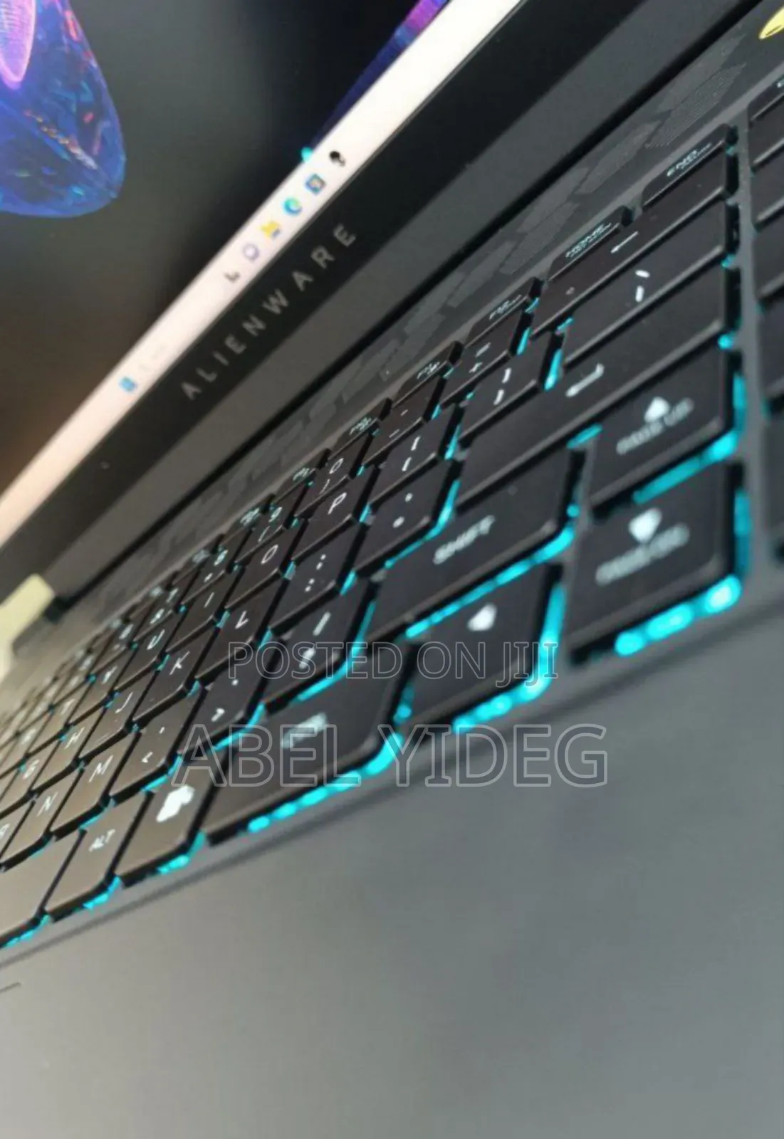 New Laptop Alienware M17x R2 16GB Intel Core I7 SSD 1T