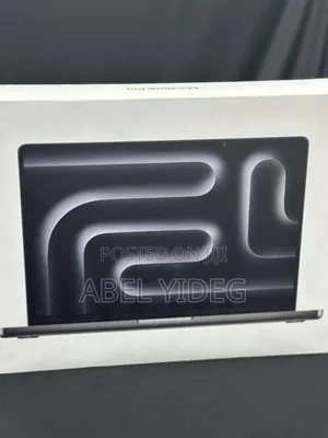 New Laptop Apple MacBook Pro 2023 M3 14-Inch 18GB Apple M3 SSD 512GB