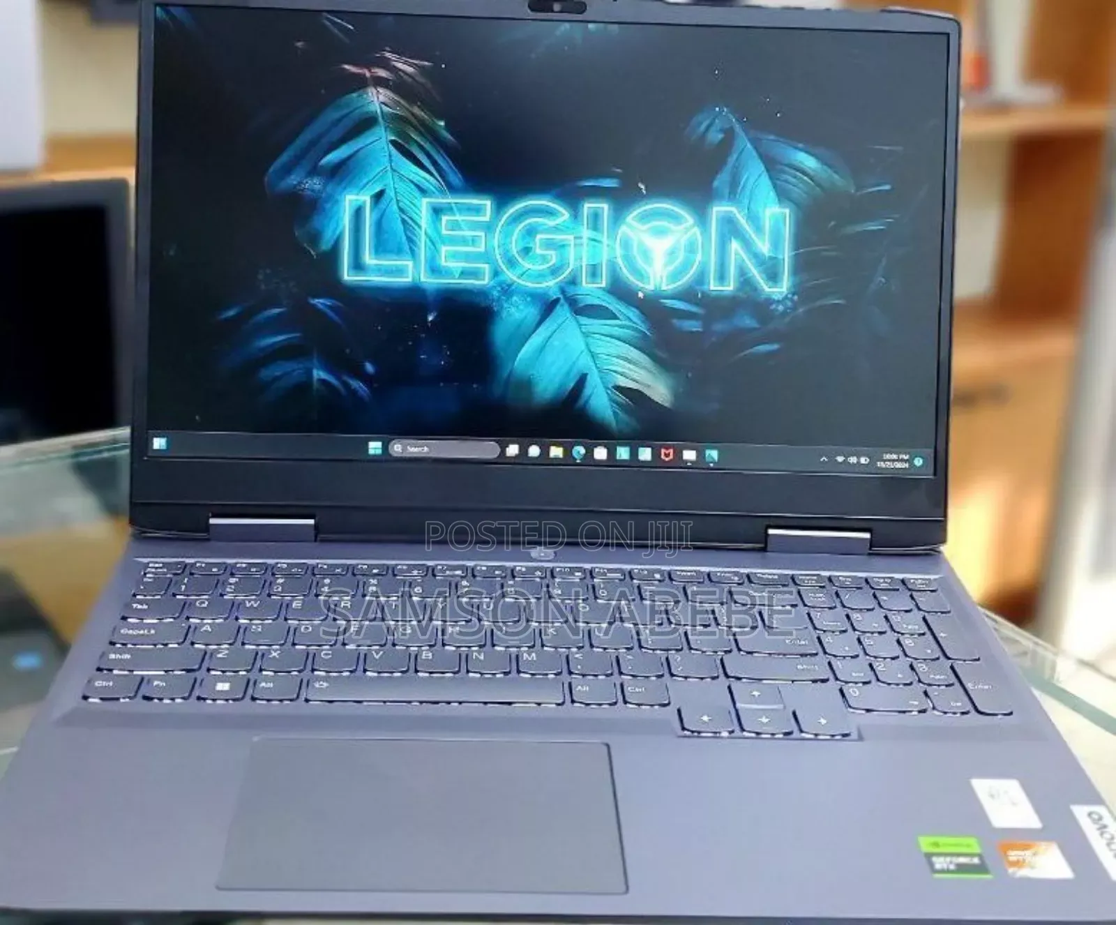 New Laptop Lenovo LOQ 15IRH8 16GB AMD Ryzen 7 SSD 512GB