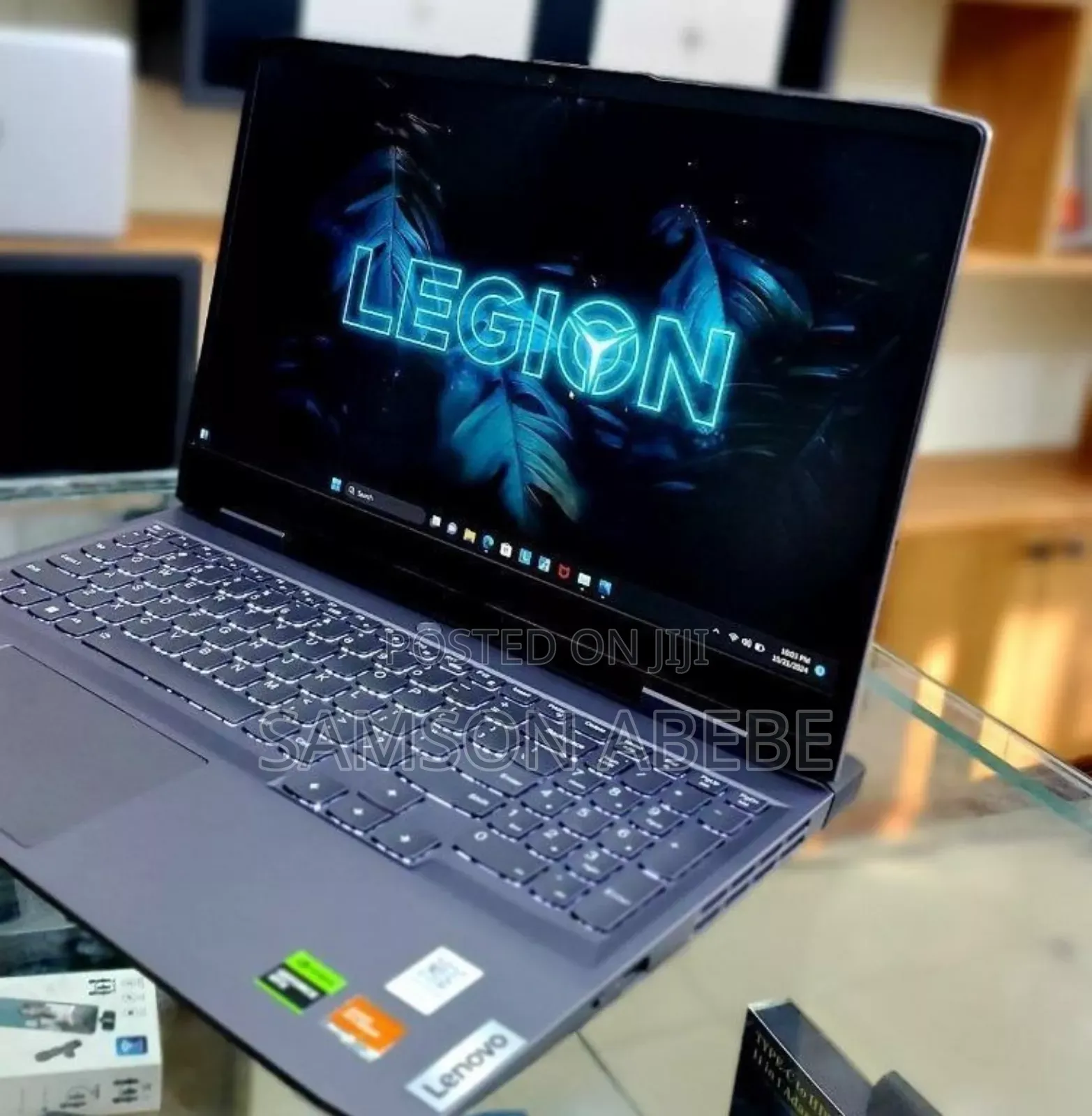 New Laptop Lenovo LOQ 15IRH8 16GB AMD Ryzen 7 SSD 512GB