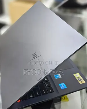 Photo - New Laptop Asus VivoBook 15 X505BA 16GB Intel Core I5 SSD 512GB