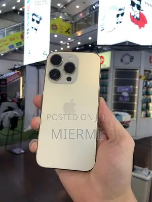 Photo - New Apple iPhone 14 Pro Max 1 TB Gold