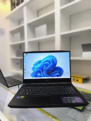 New Laptop MSI Pulse GL66 16GB Intel Core i9 SSD 1T