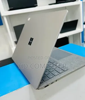 New Laptop Microsoft Surface 16GB Intel Core I7 SSD 512GB