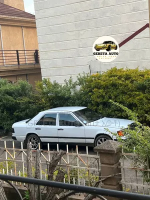 Mercedes-Benz 230E 1991 White