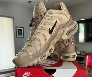 Nike Air Max Plus ‘Sesame’ Shoes Made in Vietnam