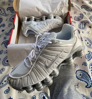 Nike Air Max Shox Tl White/Silver Shoes