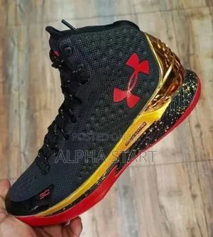  Under Armour SC Curry 1 ‘All Black’ Mid Shoes
