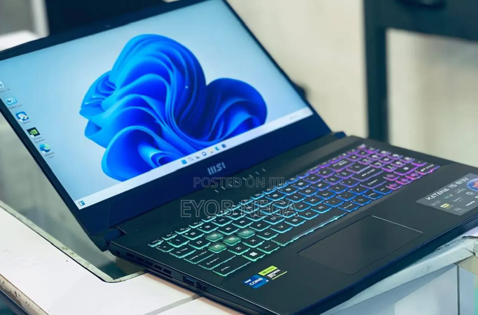 New Laptop MSI Katana 15 16GB Intel Core I7 SSD 1T