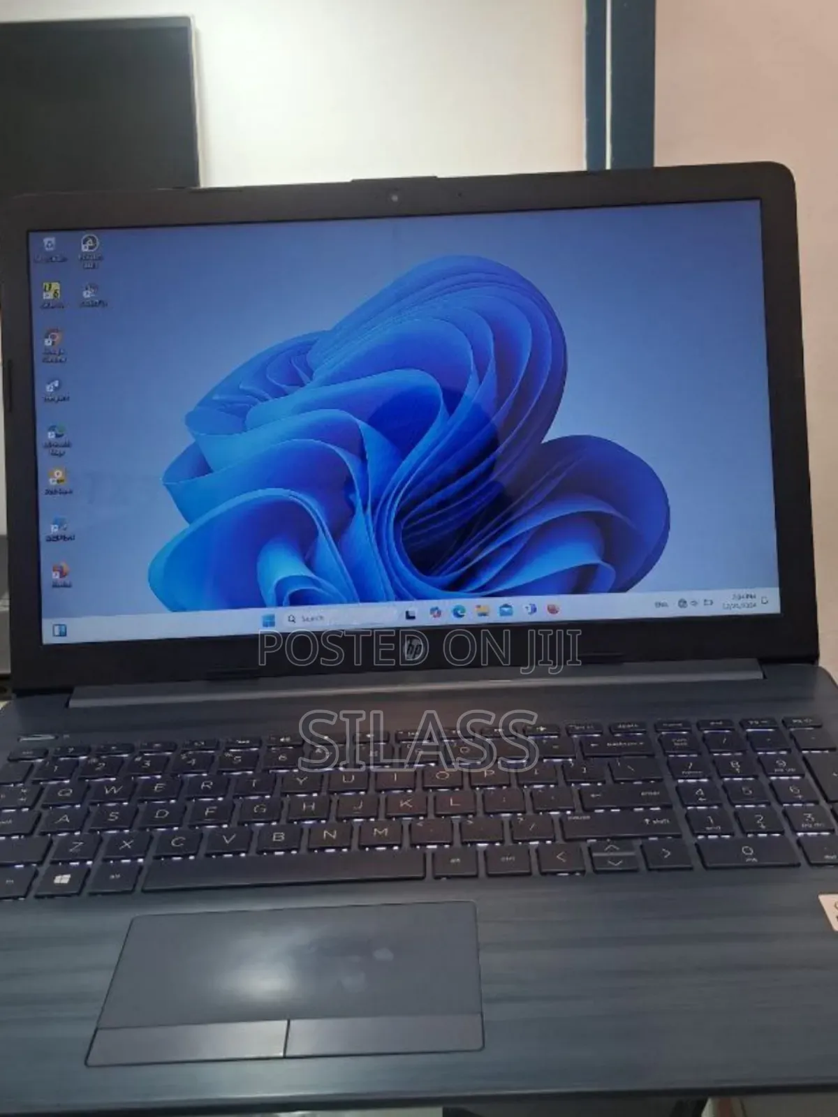 New Laptop HP Stream Notebook 8GB Intel Core I5 SSD 1T