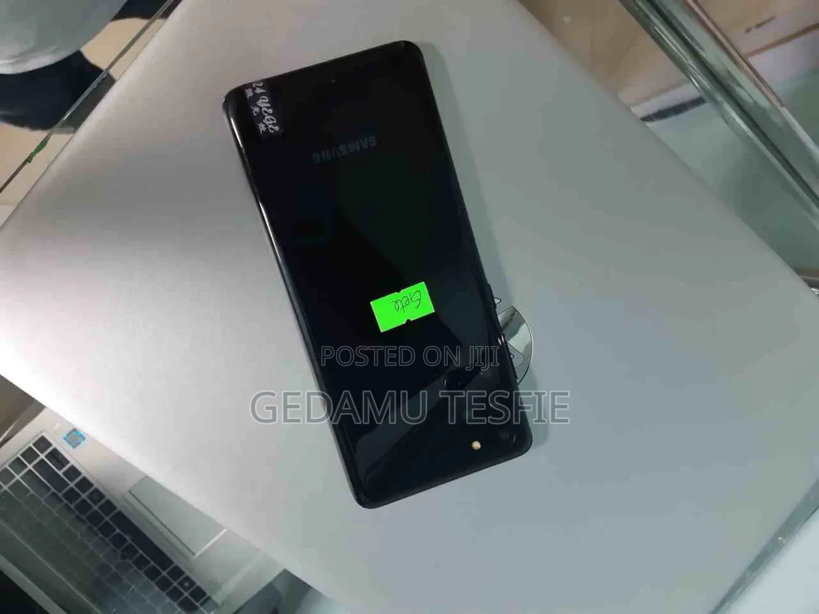 New Samsung Galaxy S20 128 GB Black