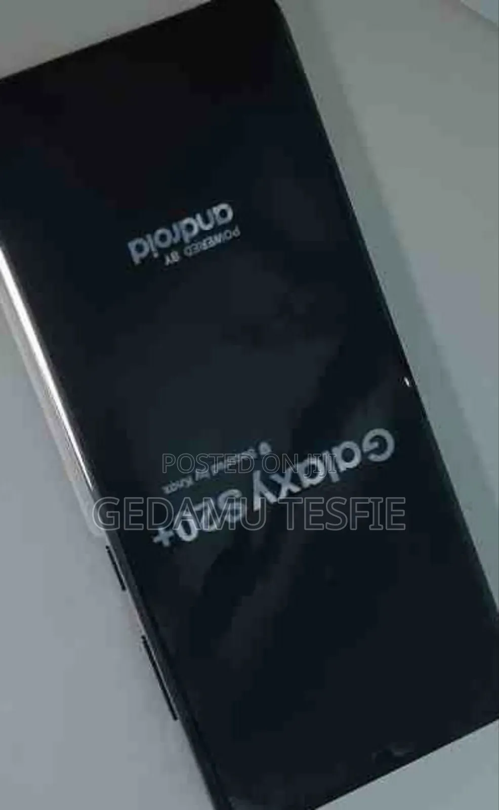 New Samsung Galaxy S20 128 GB Black